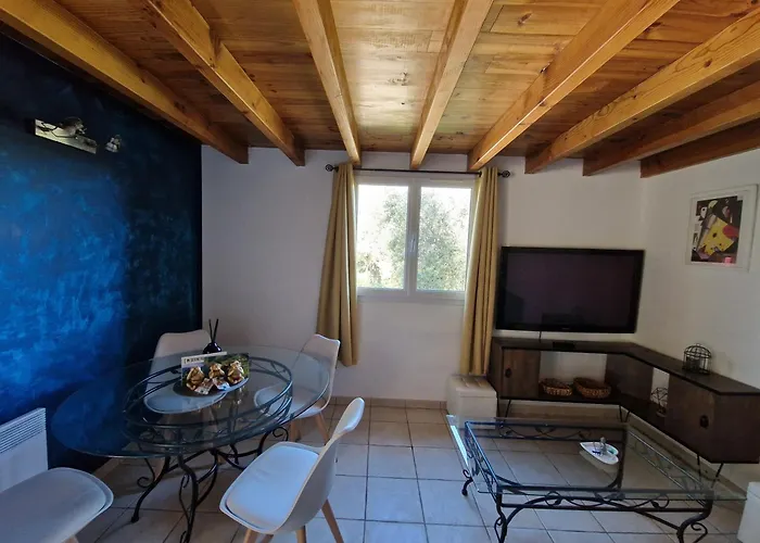 Bel Independant Type 2 Apartment *